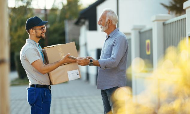 Foreign Parcel Service in Surat