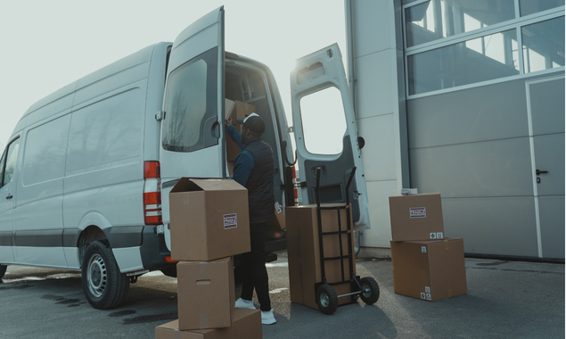 Foreign Parcel Service in Surat