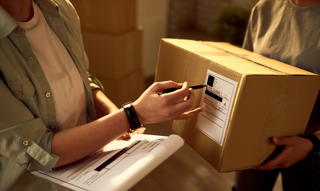 Foreign Parcel Service in Surat